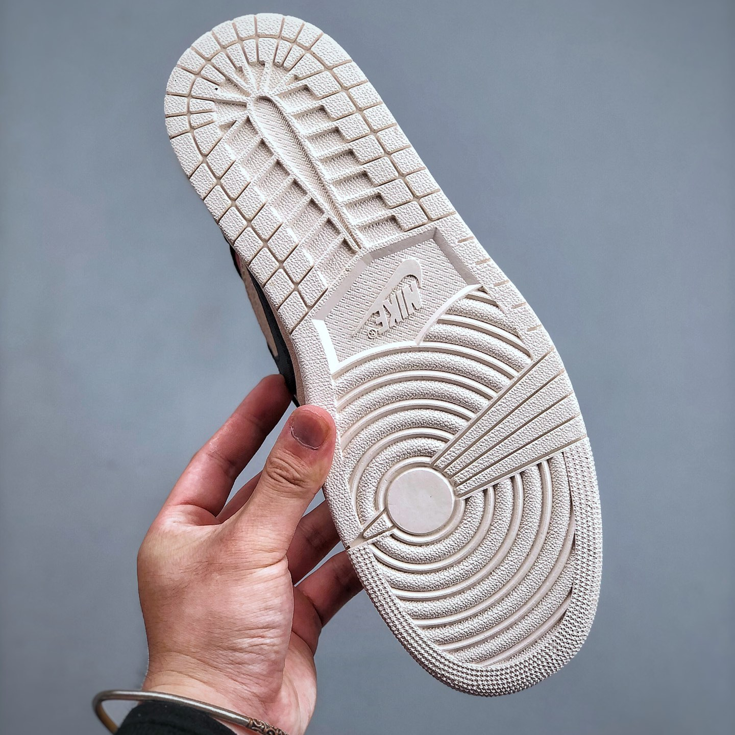 Air Jordan 1 Mid Leisure Board Shoes EU36-EU47.5/ US4-US13