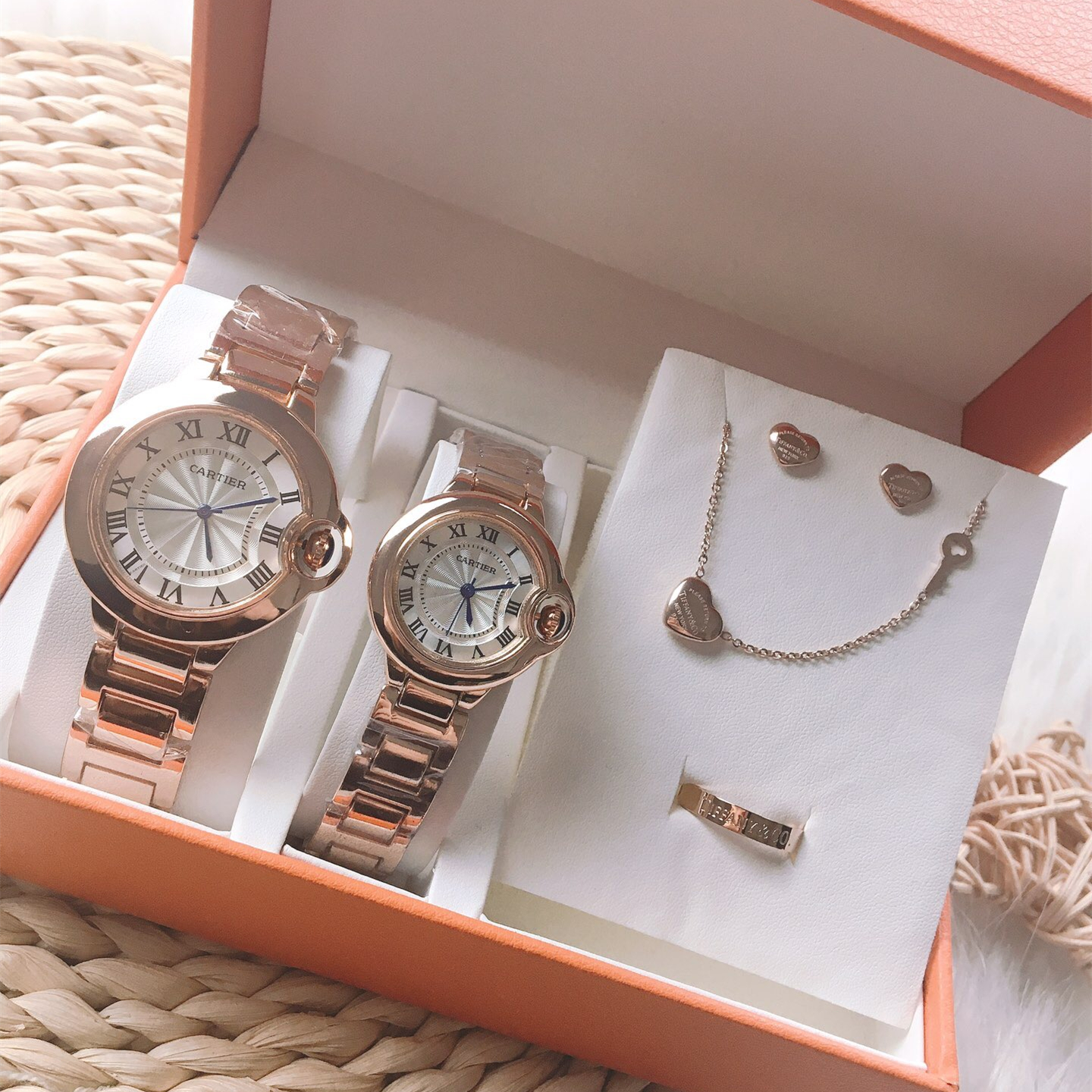 Five-piece Set ,Couple Watch Pair