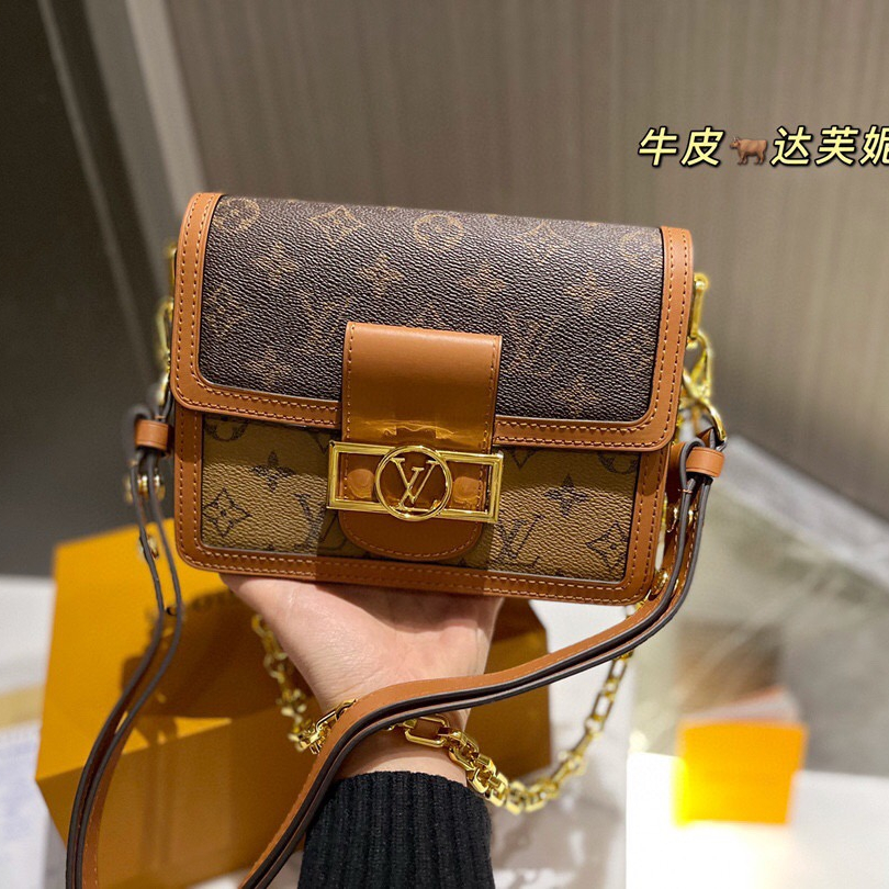 Monogram Dauphine Bag size:20*15cm