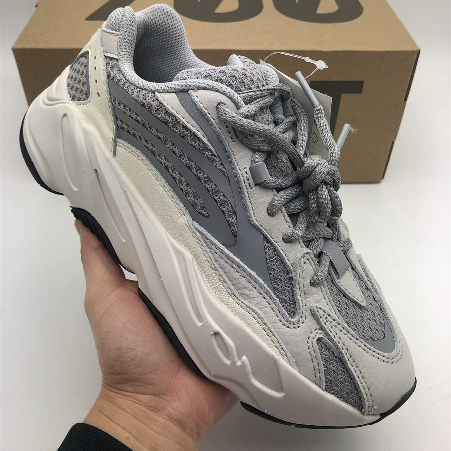 Yeezy Boost 700V2 EU36-EU47 / US3.5-US12