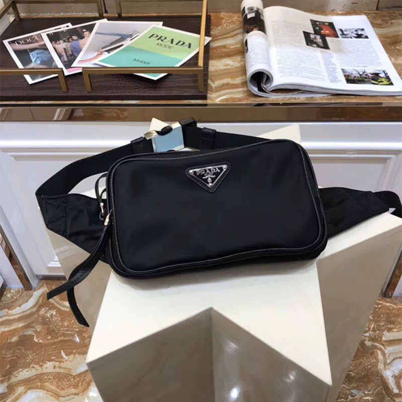 Men's Fanny Pack For Men And Women Bag Size 21*13*5 cm