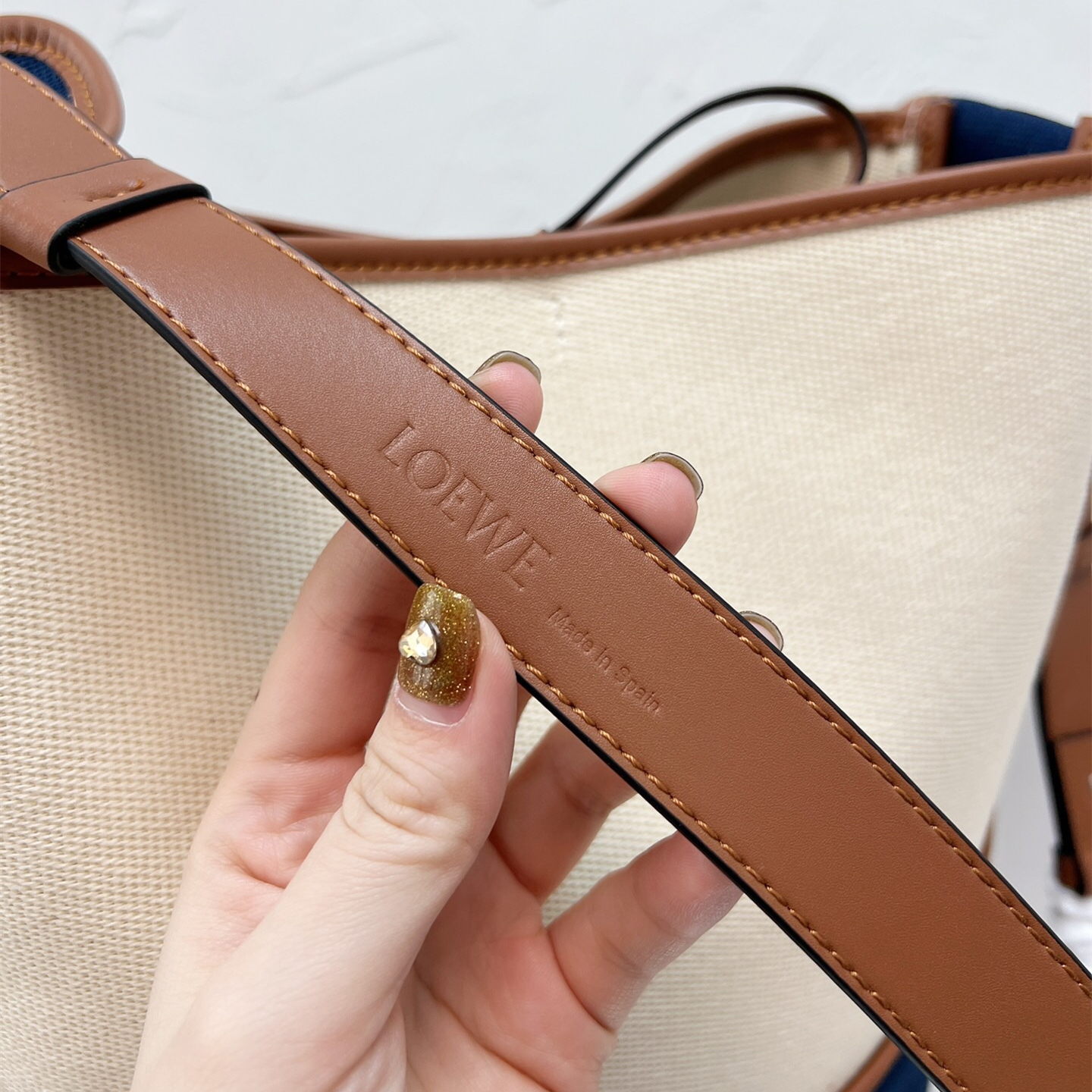 Hobo Anagram Bag Size:30*27CM