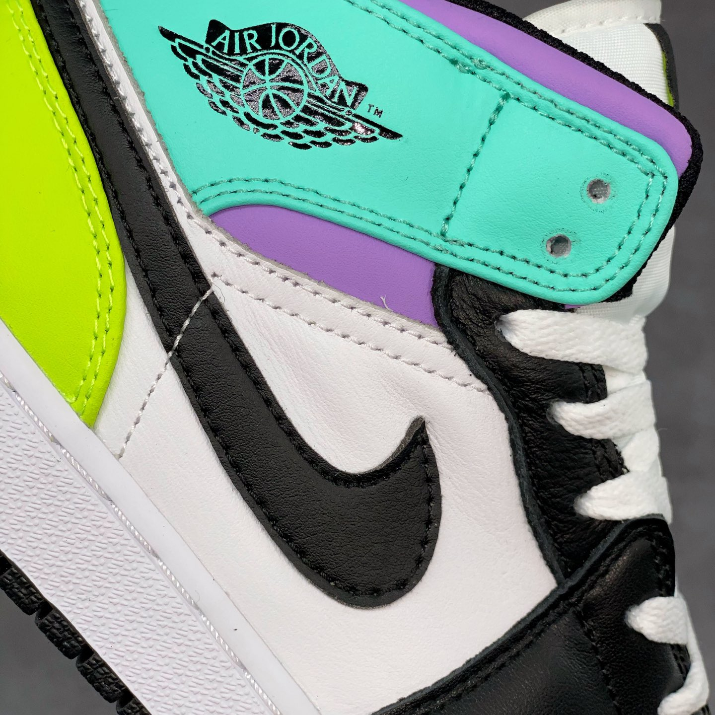 Air Jordan 1 Mid Leisure Board Shoes EU36-EU47.5/ US4-US13