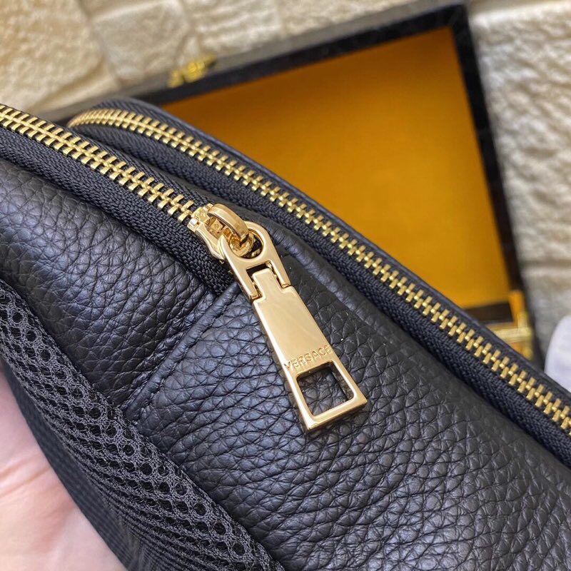 Men's Chest bag Shoulder Bag Size 32*18*6 cm