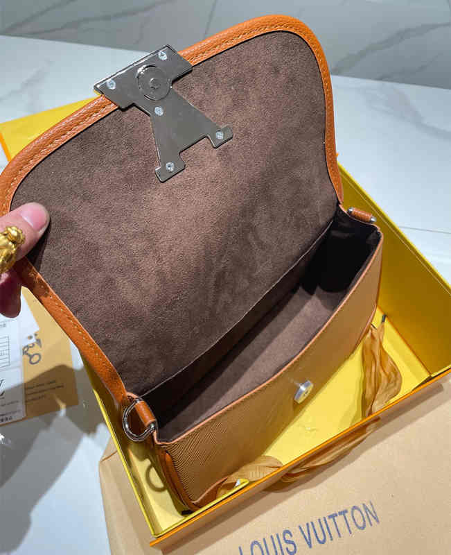 Buci Handbag Caramel Women's Crossbody Shoulder Bag