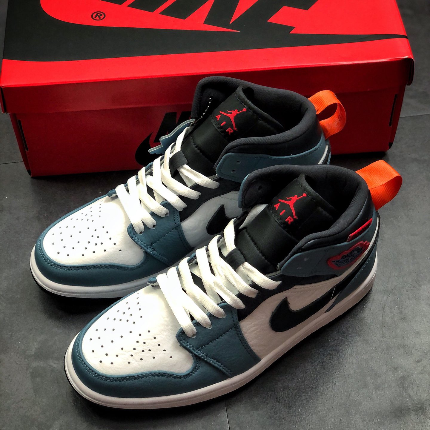 Air Jordan 1 Mid Leisure Board Shoes EU36-EU47.5/ US4-US13