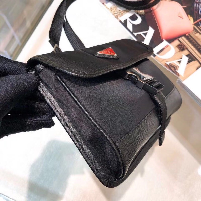 Men's Messenger Bag For Men And Women Bag 2 Colors Size 18*14*3 cm