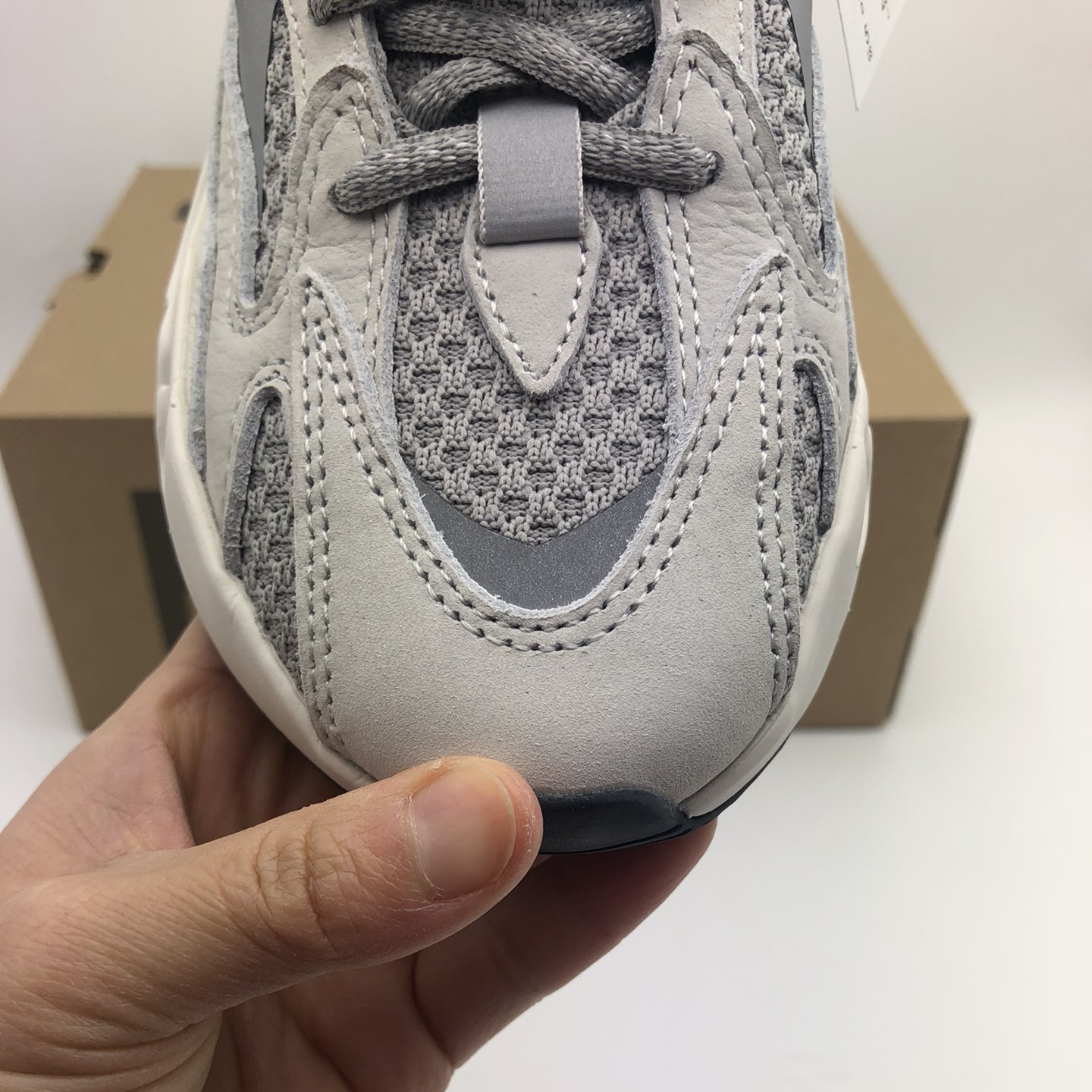 Yeezy Boost 700V2 EU36-EU47 / US3.5-US12