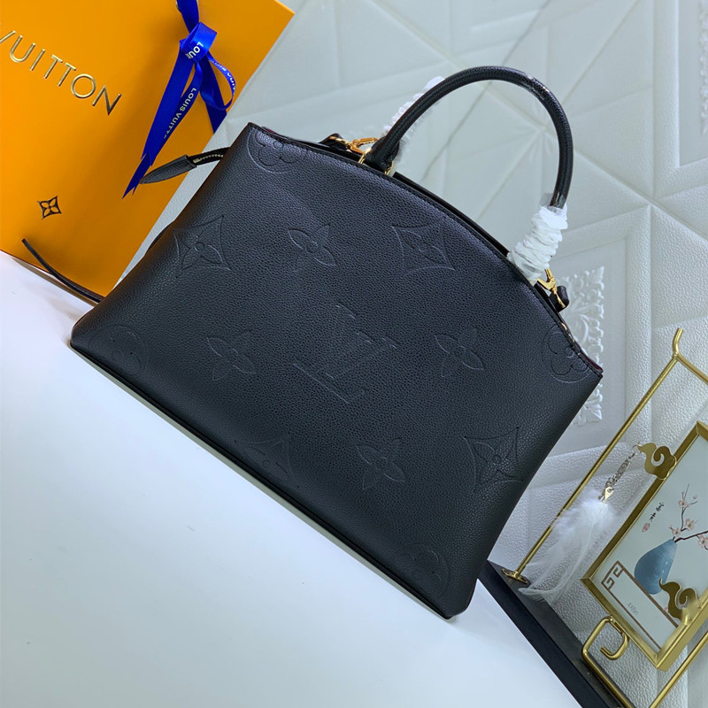 Grand Palais Handbag Black Size 34*24*15 cma