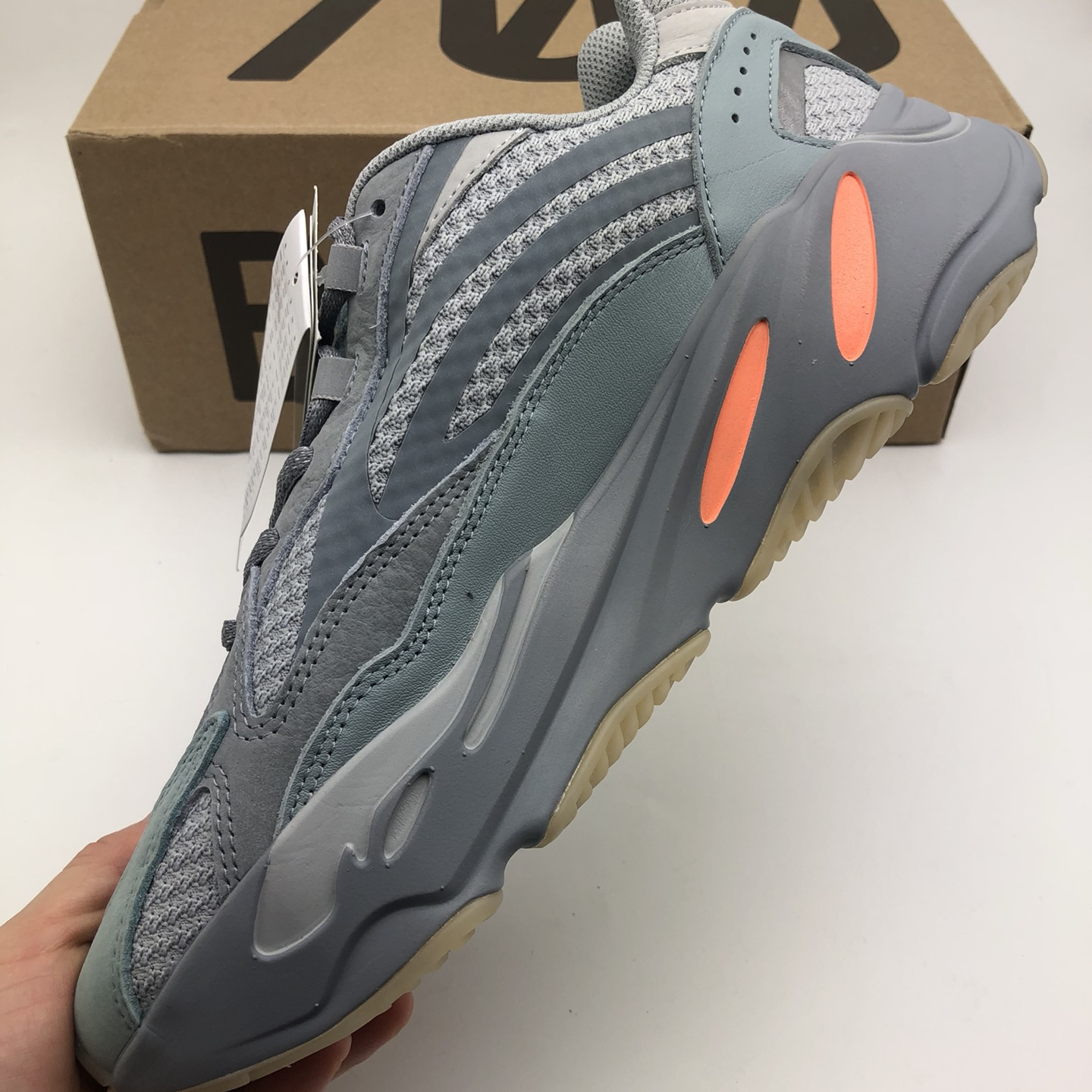 Yeezy Boost 700V2 EU36-EU47 / US3.5-US12