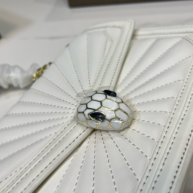 ss2022 New woc Crossbady White Bags size:24*15cm