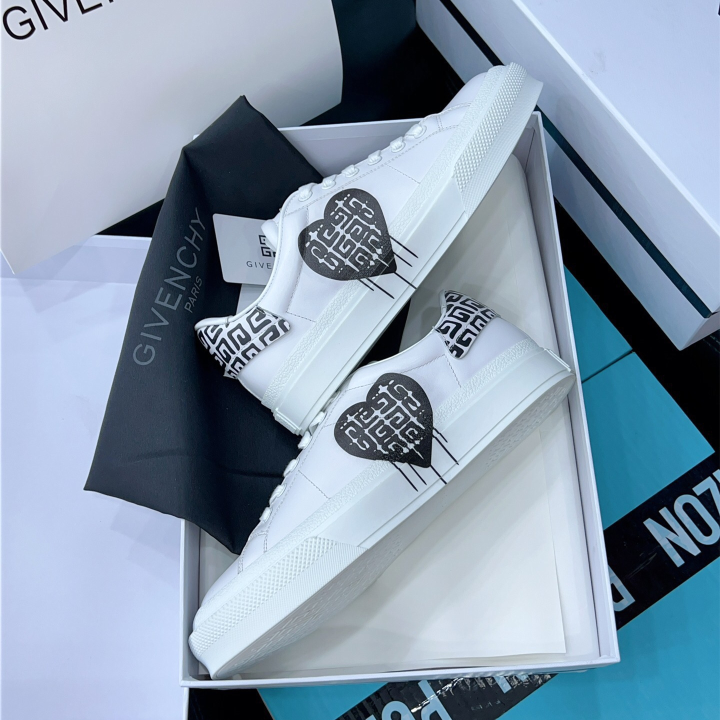 2022 New Men's Casual Shoes SIZE:EU38-EU45