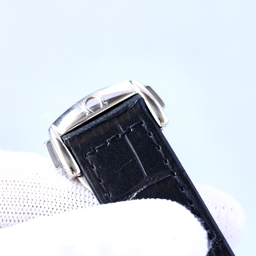 Quartz Watch 3 Colors ,Size:42MM