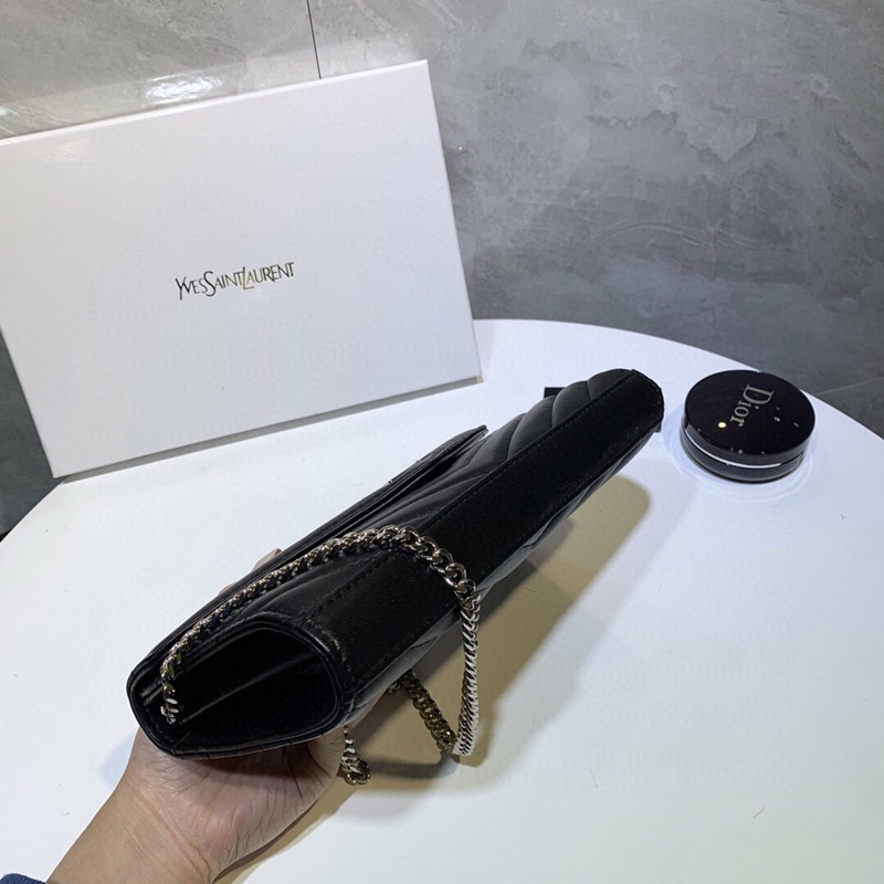 Women's Handbag Black Classic Diagonal Cross Hand Holding Sheep's Leather Bag Size 23 * 14cm