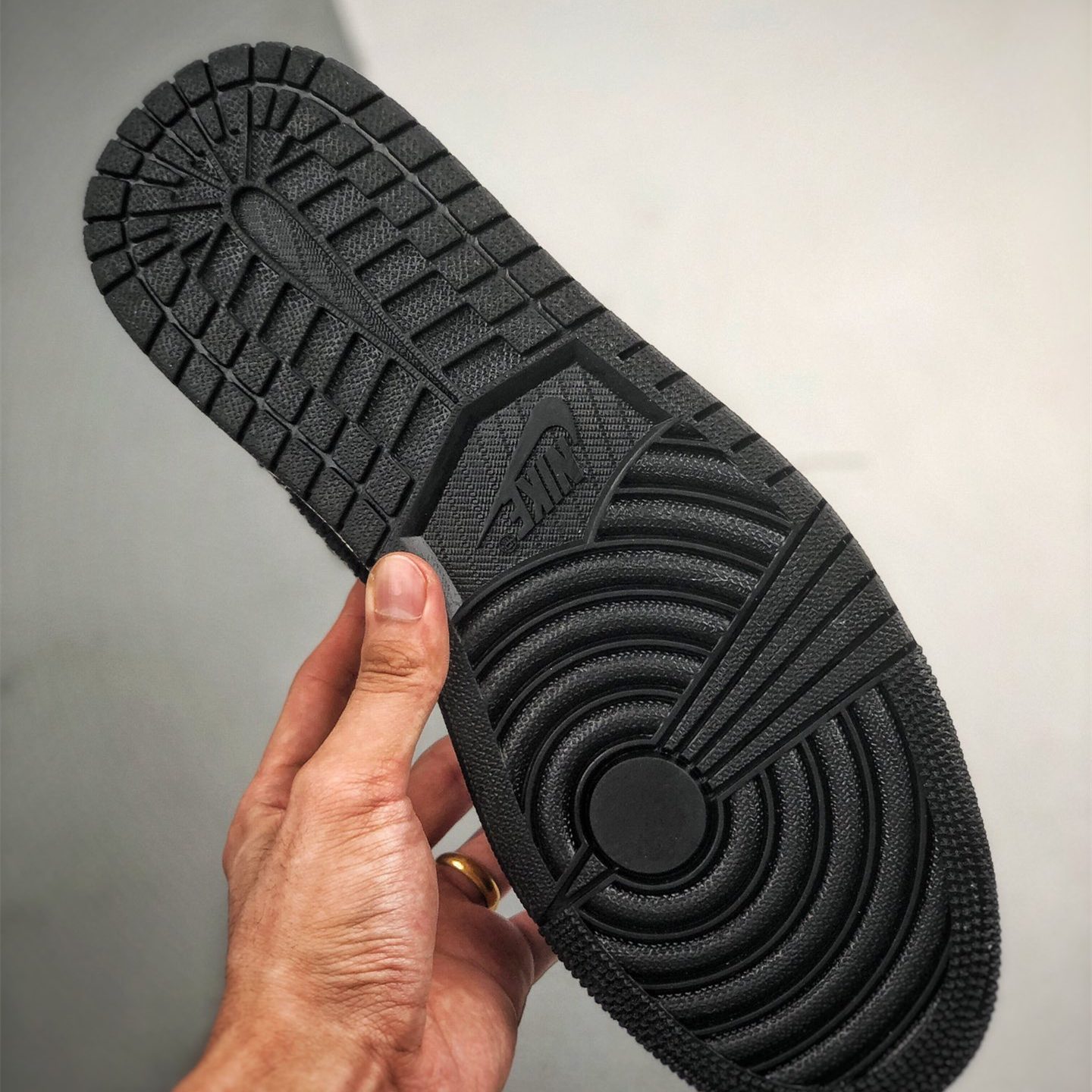 Air Jordan 1 Mid Leisure Board Shoes EU36-EU47.5/ US4-US13