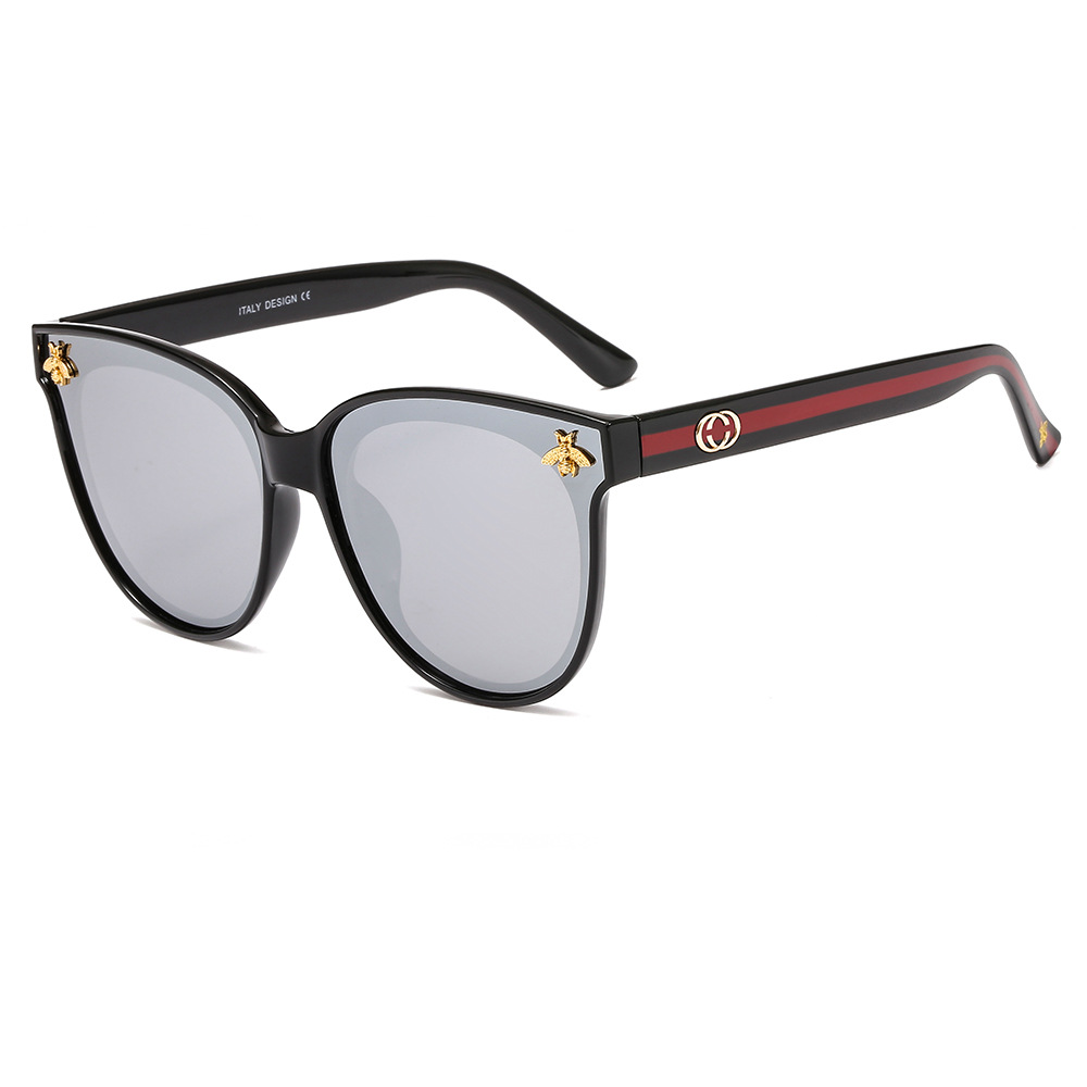 Special offer ,,Men's And Women's Sunglasses ,4 Colors