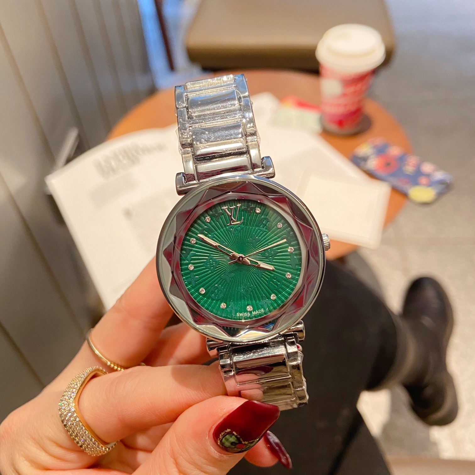 Watch 4 Colors Size:36mm