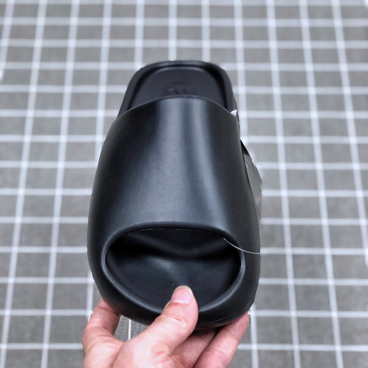 Yeezy Slide EU36-EU45/ US3.5-US10.5