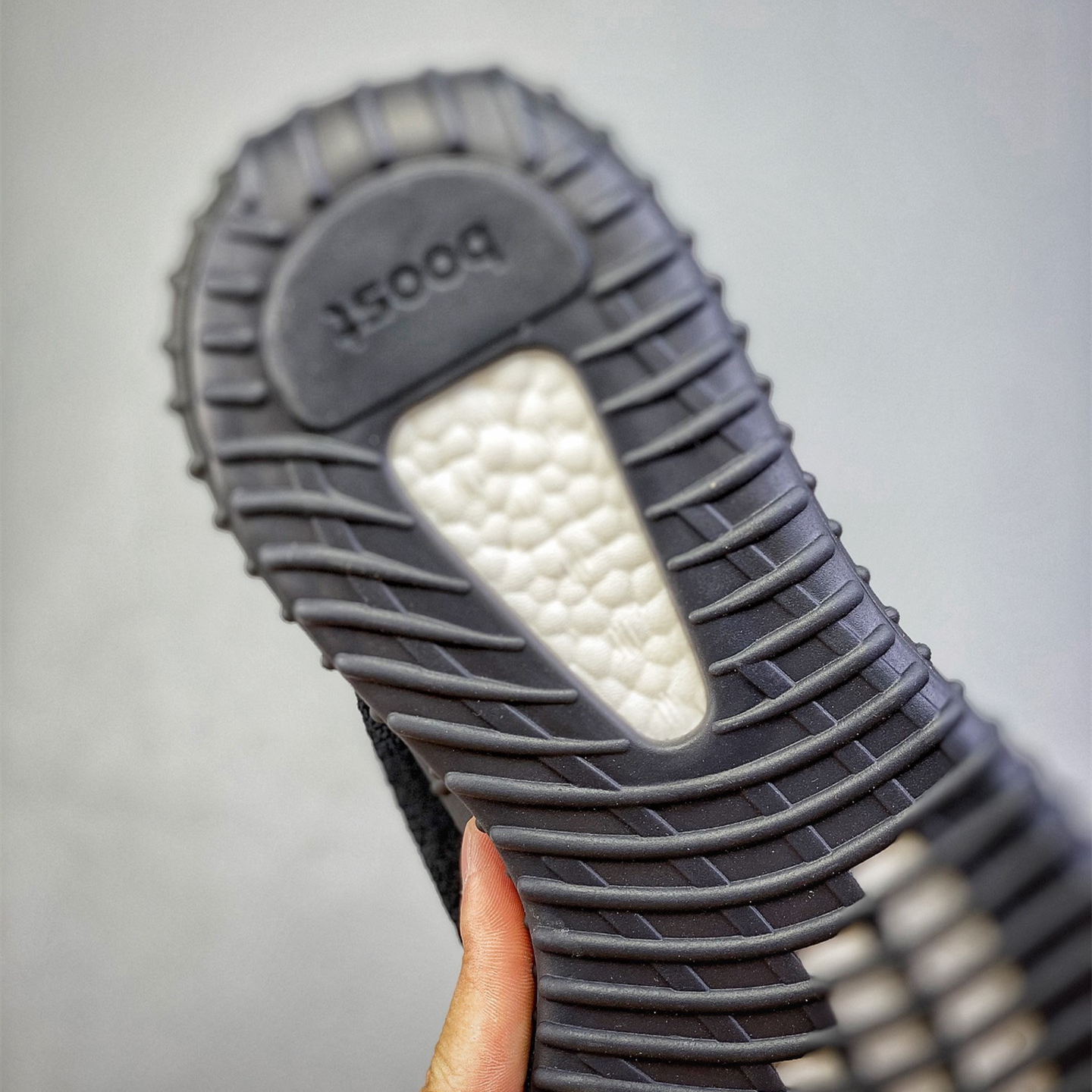 Yeezy Boost 350v2 EU36-EU48 /US4- US13