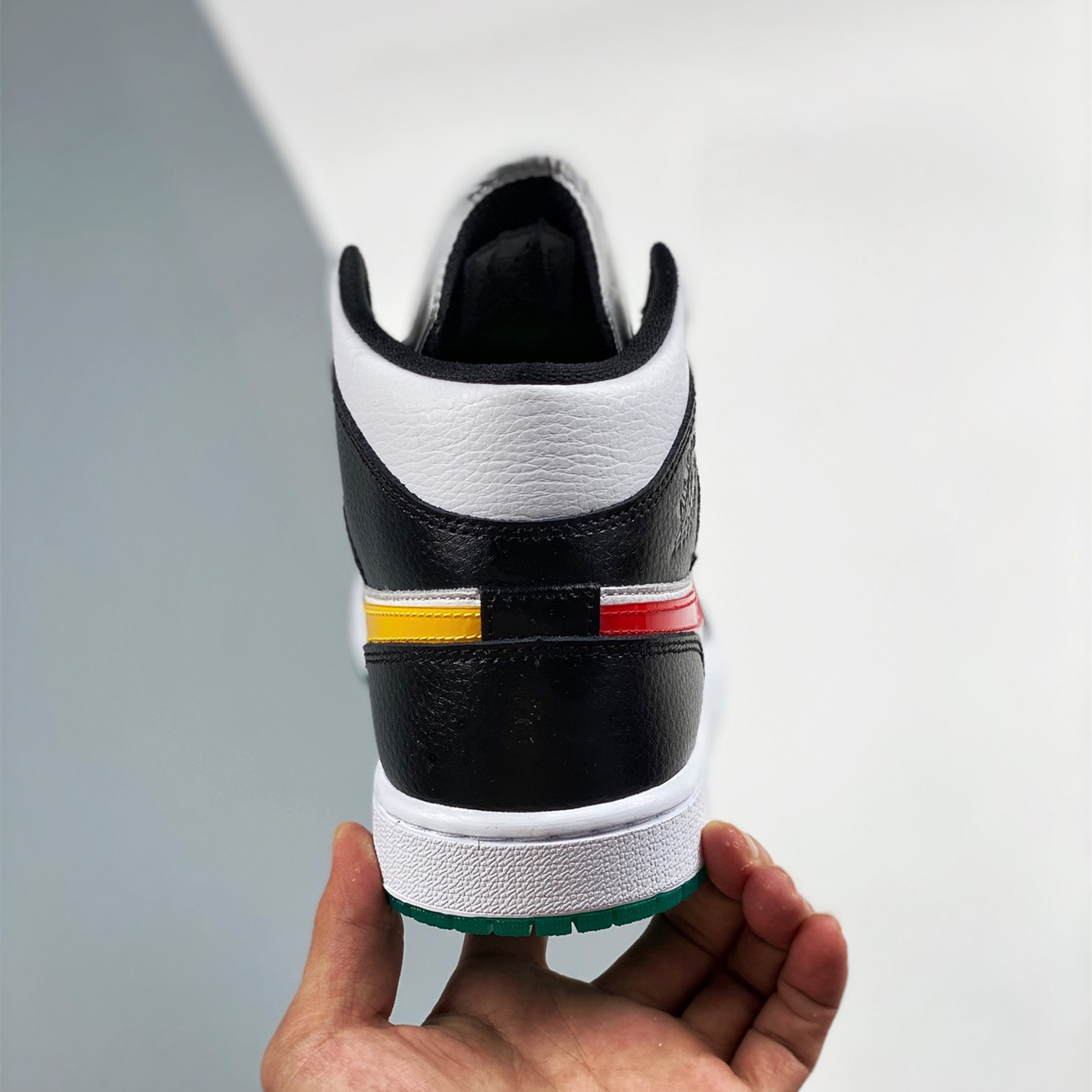 Air Jordan 1 Mid Leisure Board Shoes EU36-EU47.5/ US4-US13