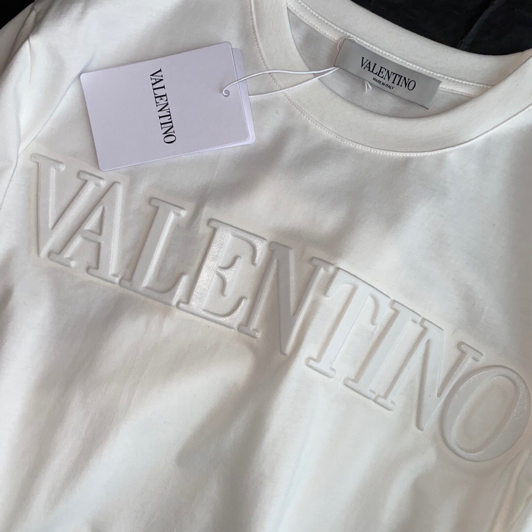 2022 New Shirt ,High quality,Valentino