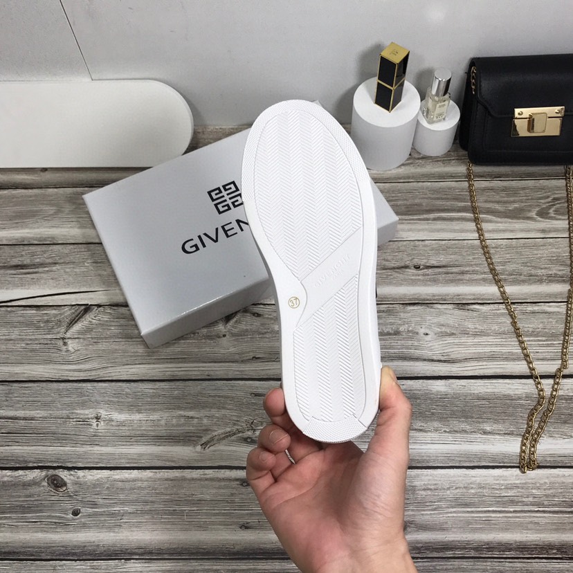 2021 New Casual Shoes SIZE:EU35-EU40