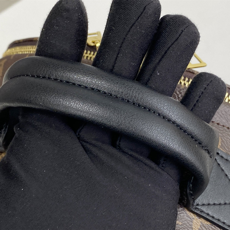 Women's Backpack   Shoulder Bag Schoolbag Size 22*29*10 cm