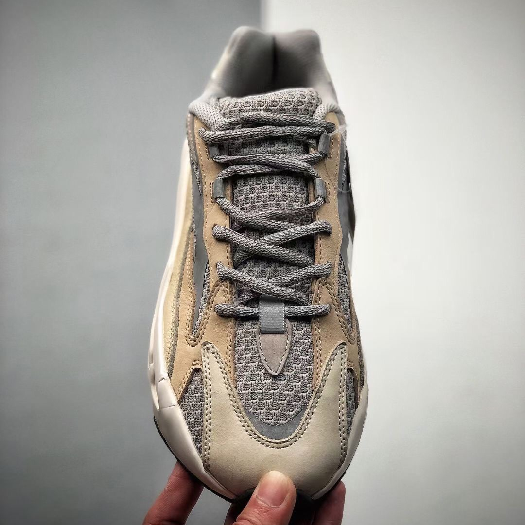 Yeezy Boost 700V2 EU36-EU47 / US3.5-US12