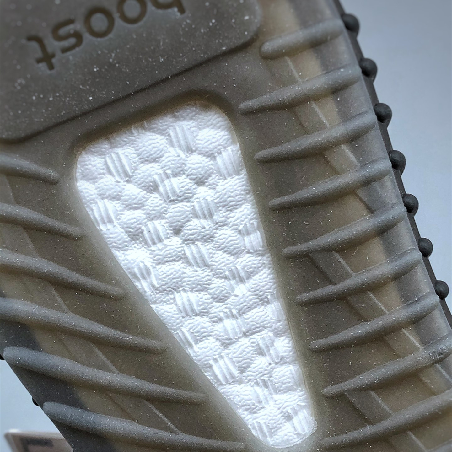 Yeezy Boost 350v2 EU36-EU48 /US4- US13