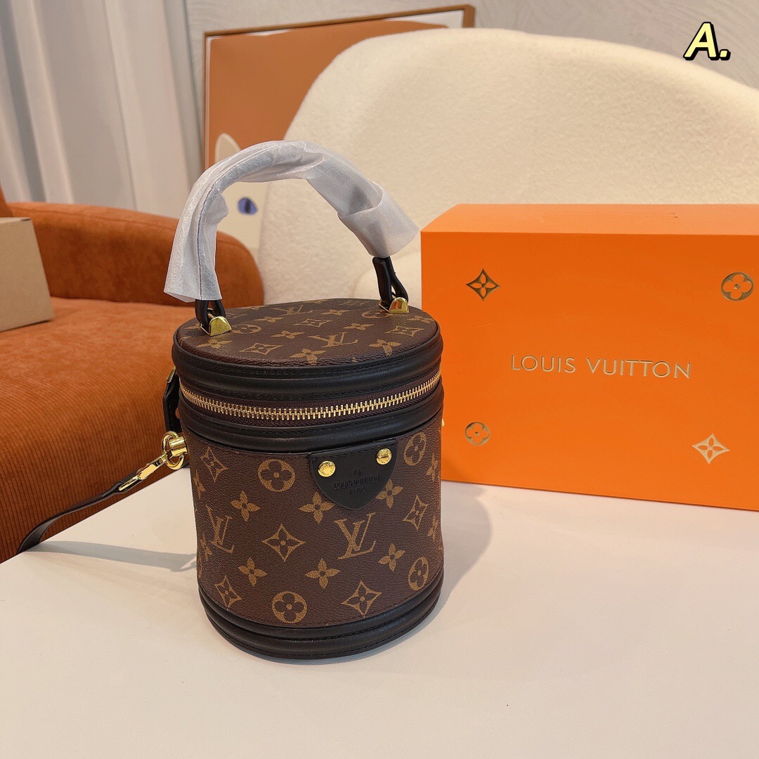 2022 New Bags size:15*14*18cm