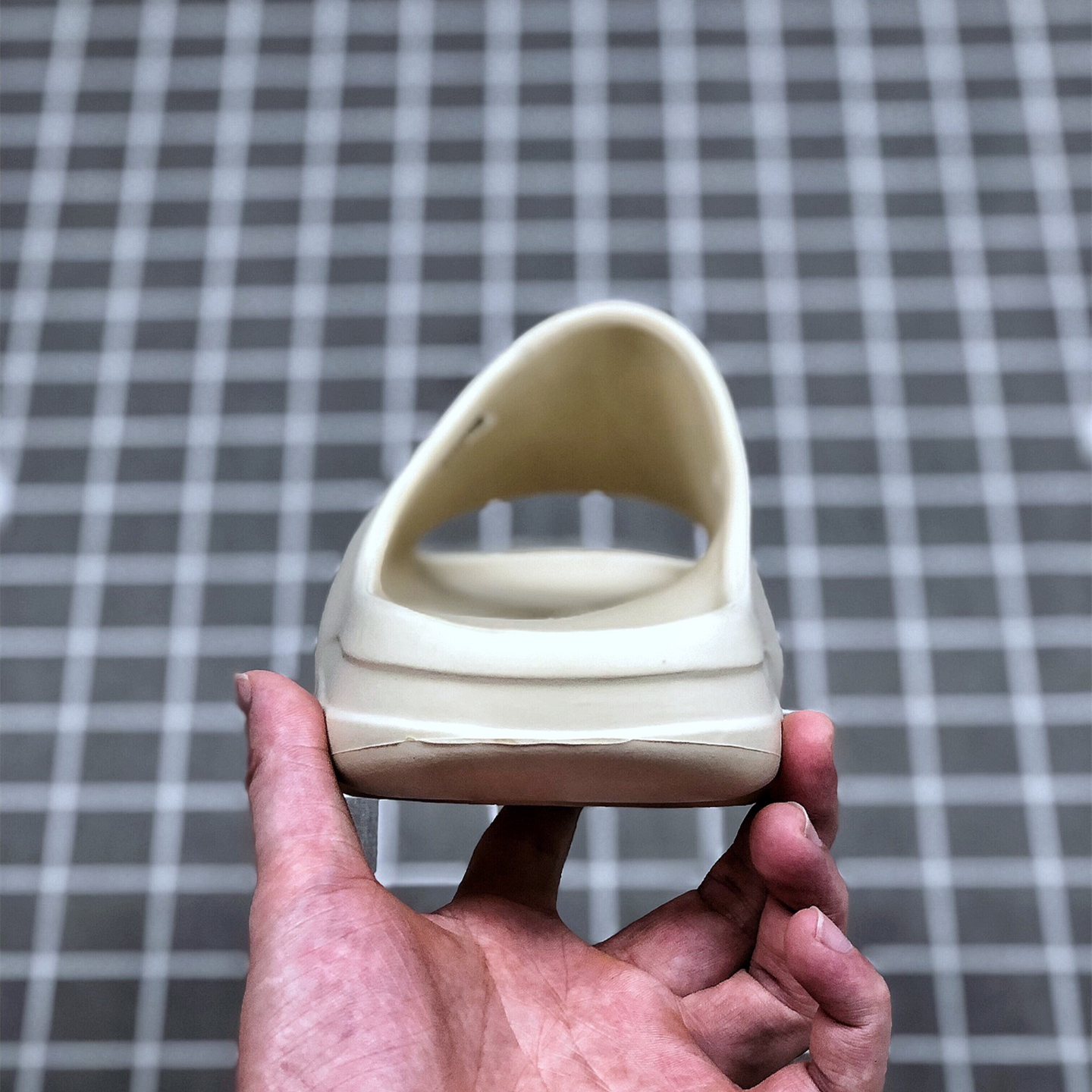 Yeezy Slide EU36-EU45/ US3.5-US10.5