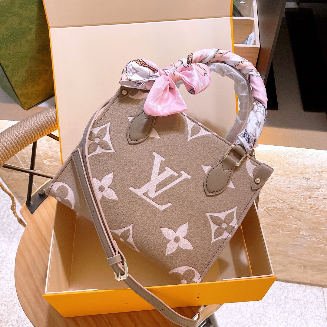 2022 Onthego bag Size:25cm