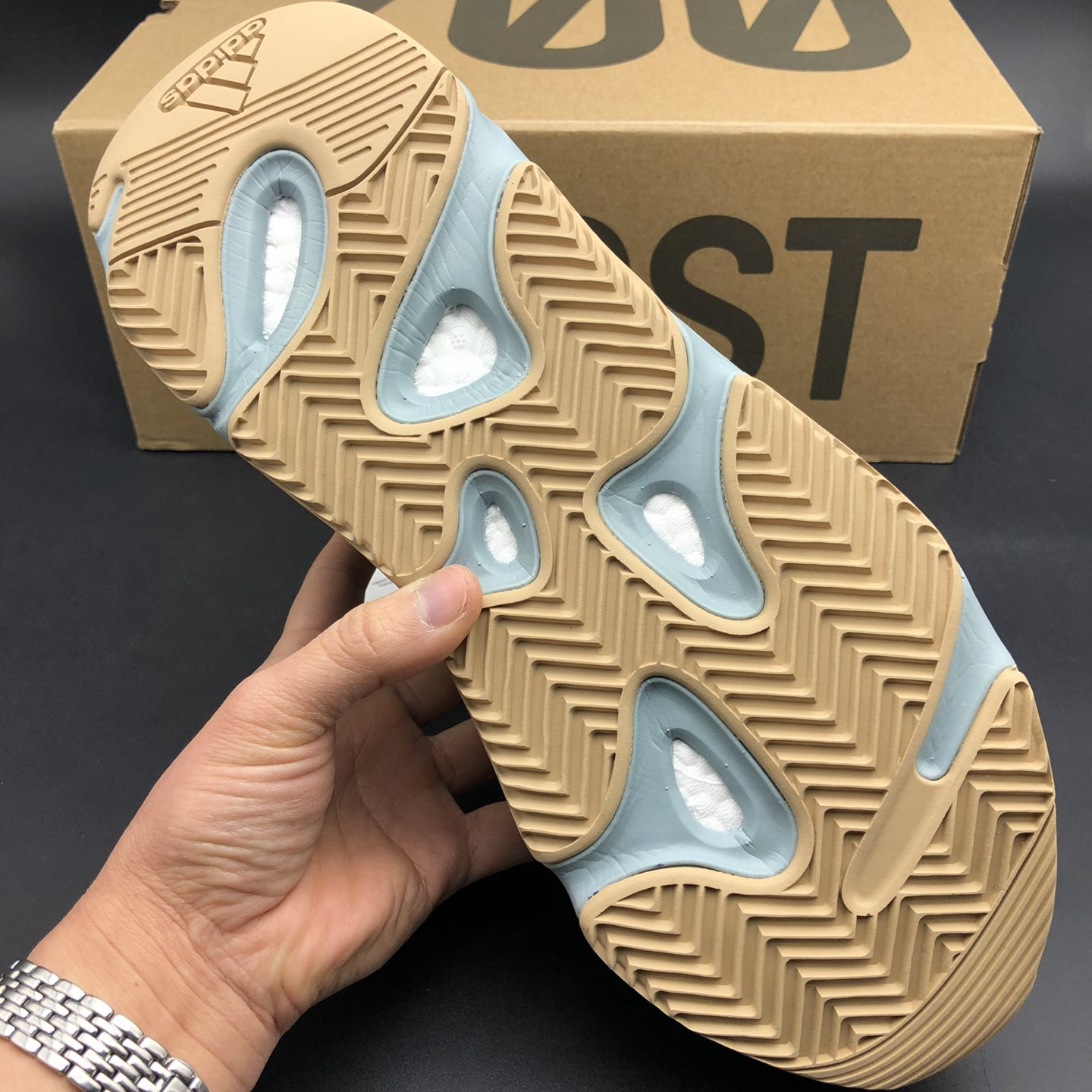 Yeezy Boost 700V1 Reflective Running Shoes 3M EU36-EU47 / US3.5-US12