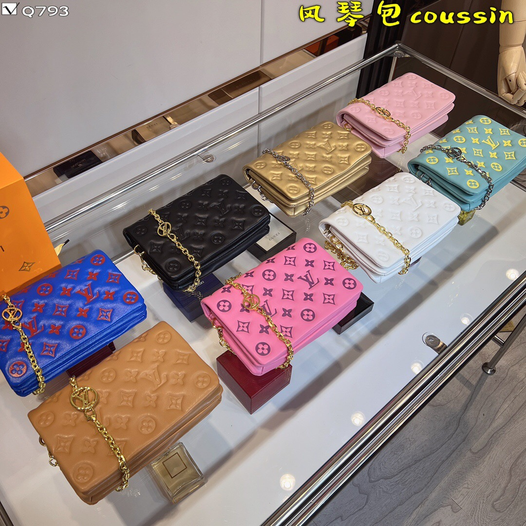 2022 Coussin Woc bag 8 colors