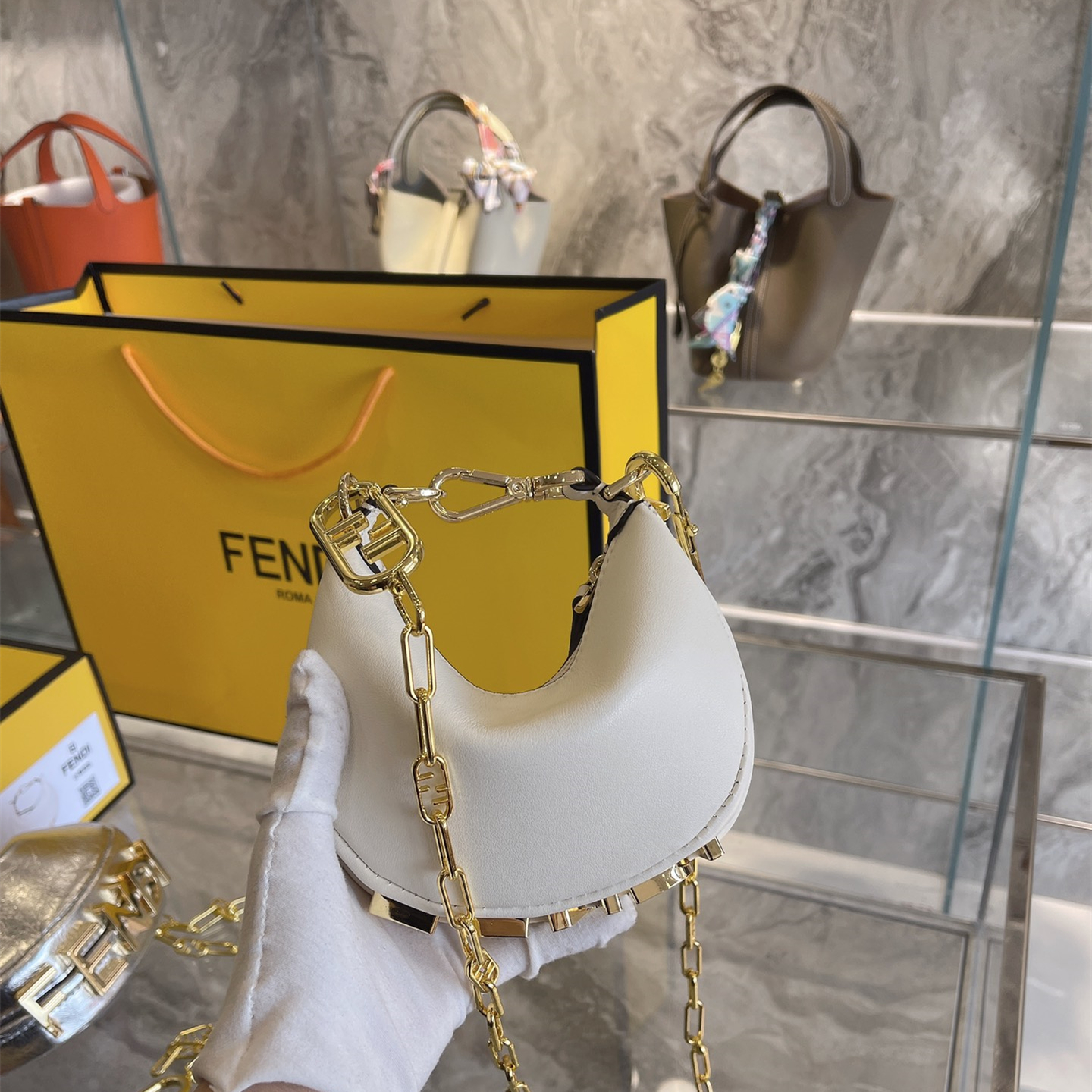 2022 new graphy Bags size:16.5*14* 5cm