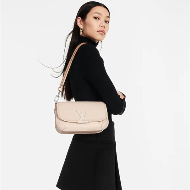 Buci Handbag Beige Women's Crossbody Shoulder Bag Size 24.5*15.5*9 cm