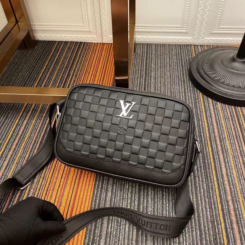 Men's Crossbody Bag Size 26*17*8 cm