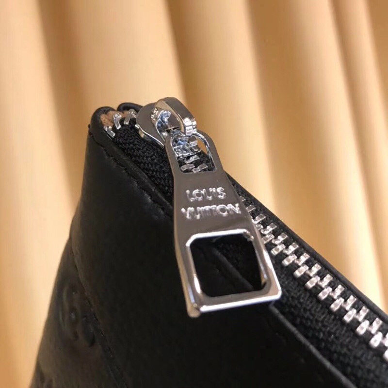 Embossed Design Wallet Men's Wallet Handbags Size 28*18*2cm