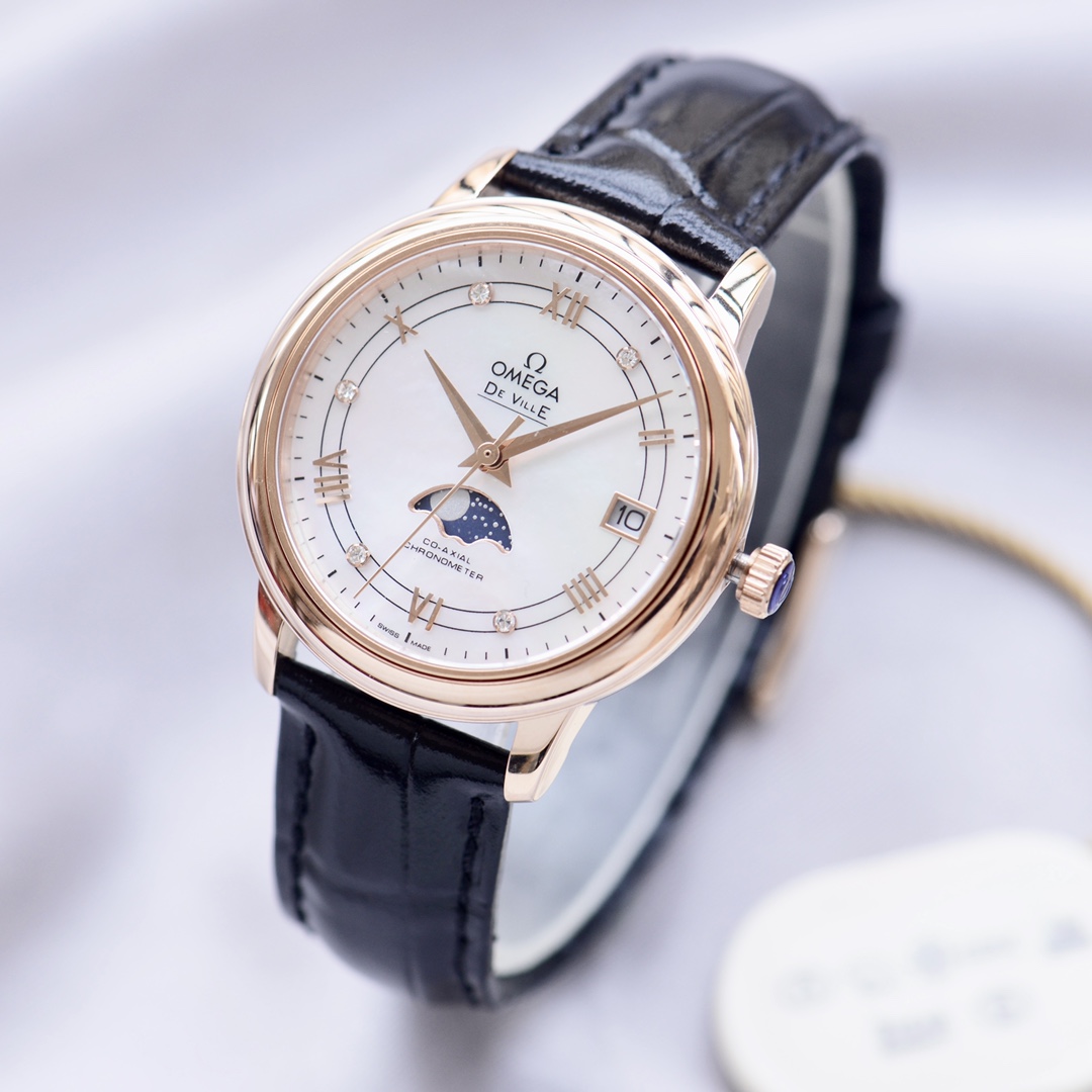 Quartz Watches ，The strap comes in your choice of 5 colors