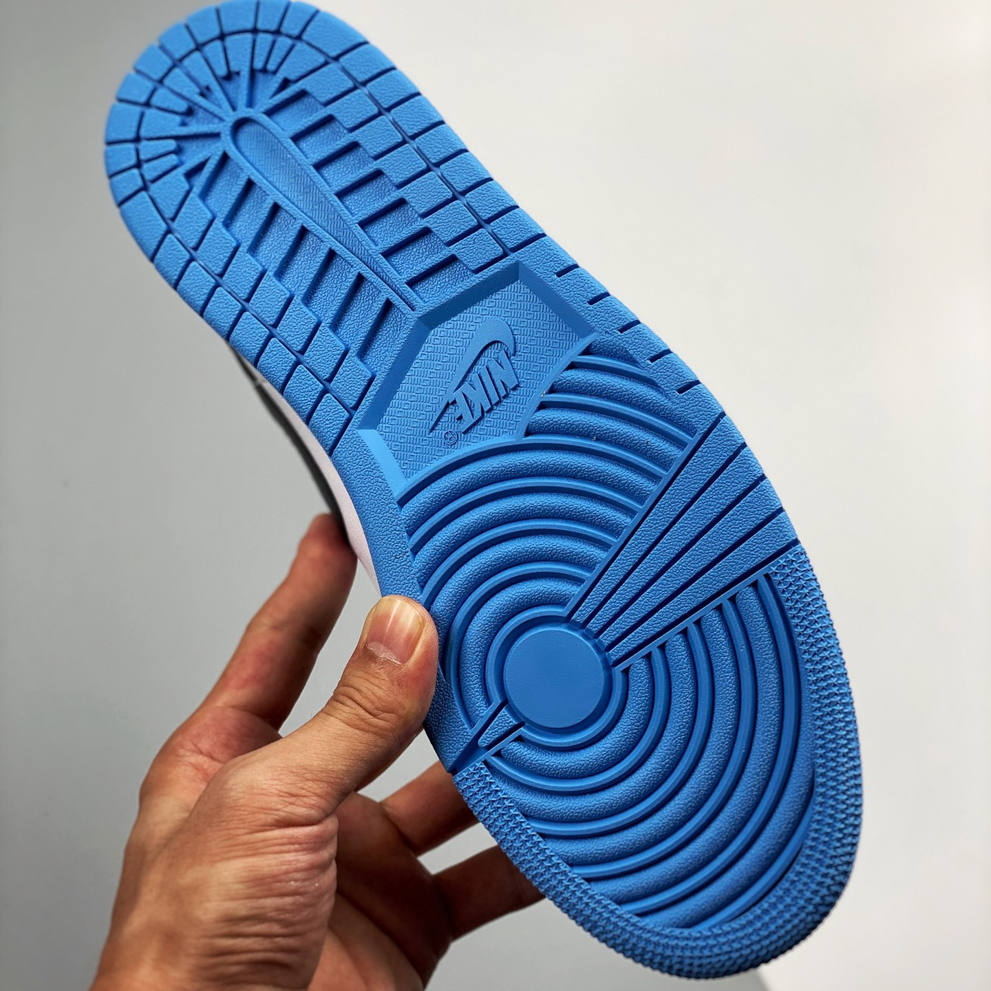 Air Jordan 1 Mid Leisure Board Shoes EU36-EU47.5/ US4-US13