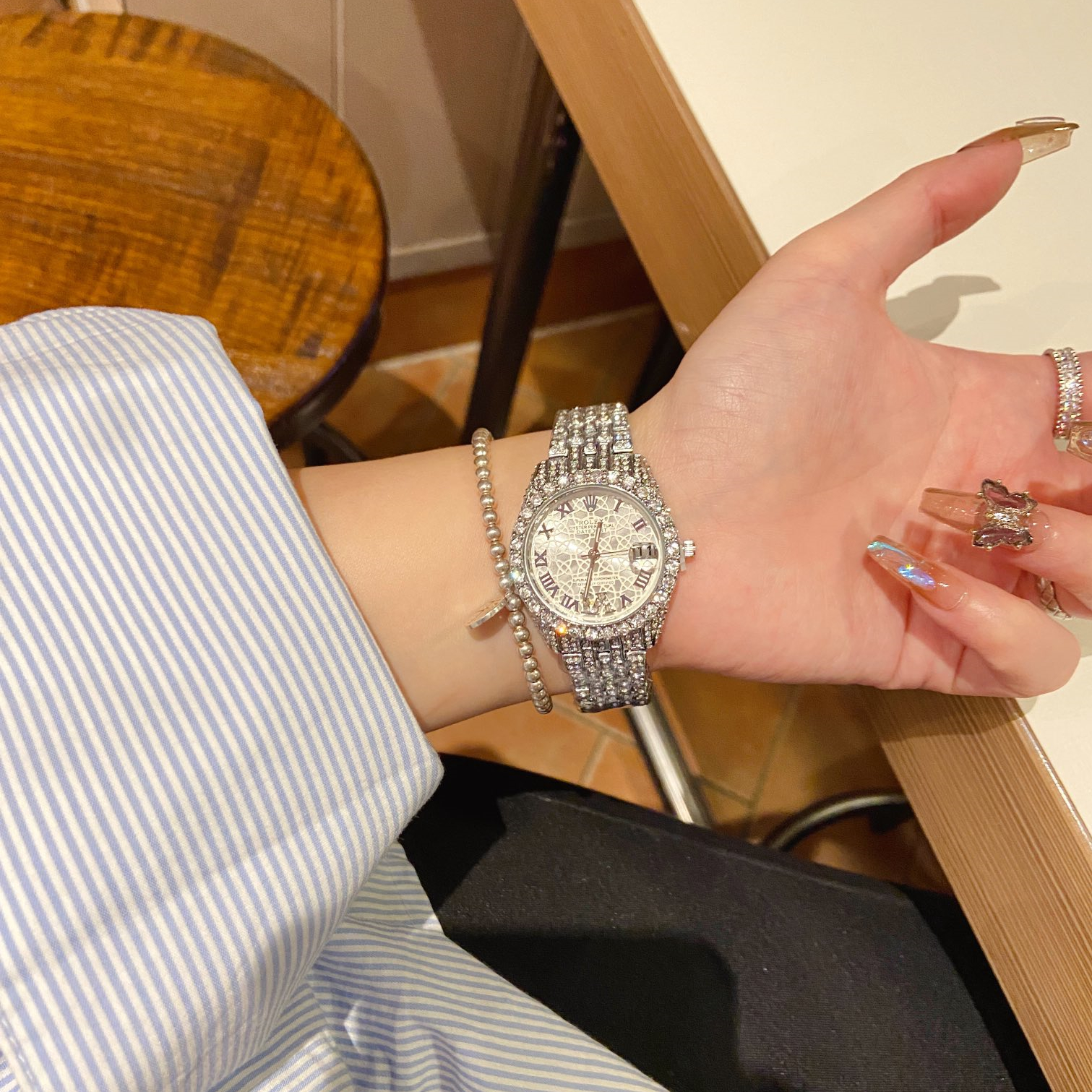 Women's Watch, 2 Colors Quartz Jewellery Watches SIZE:33MM