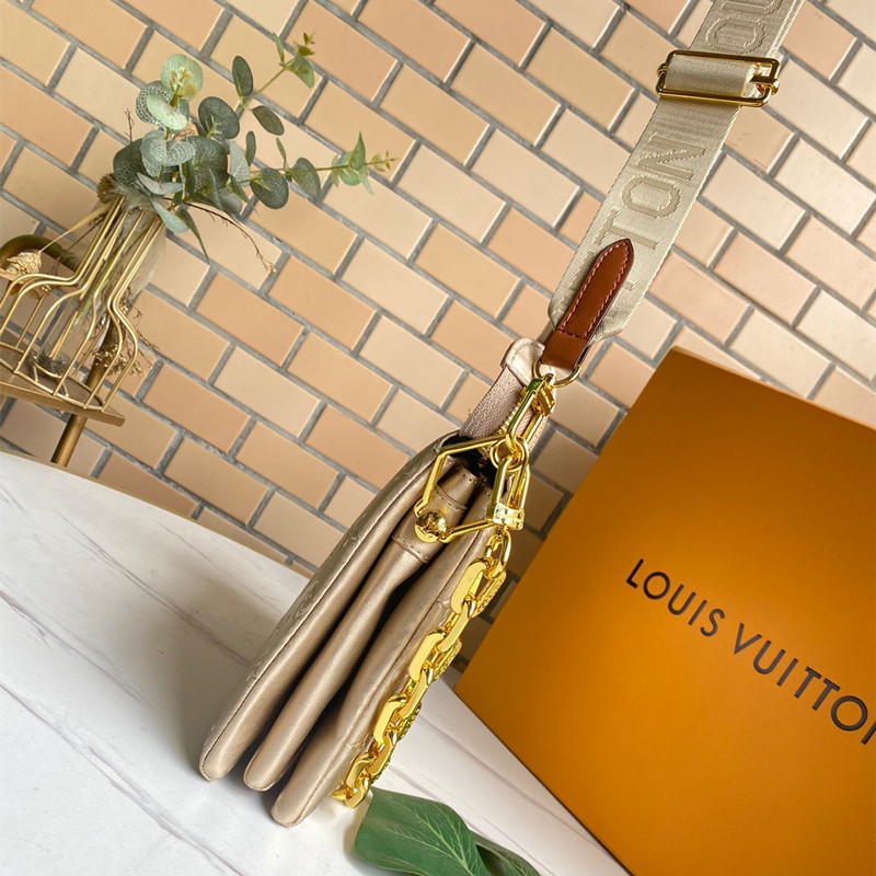 Coussin Small Bag Gold Size 26*20*12cm