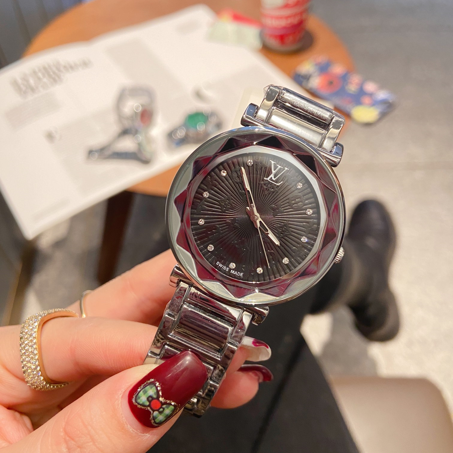 Watch 4 Colors Size:36mm