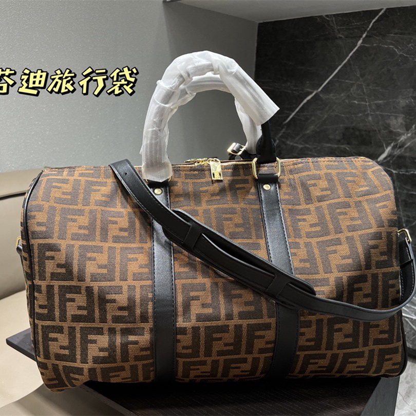 Travel bag size:44*26cm