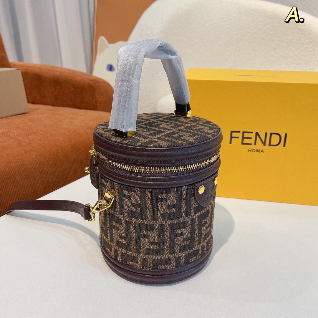 2022 New Bags size:15*14*18cm