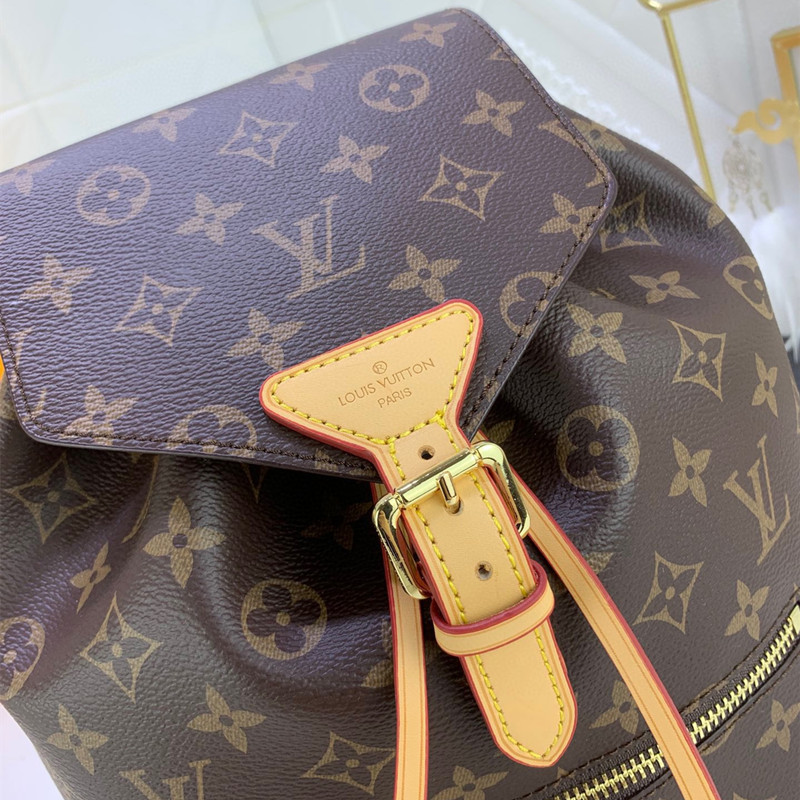 Women's Fashion Backpack School Bags Size 25.5*29*9 cm