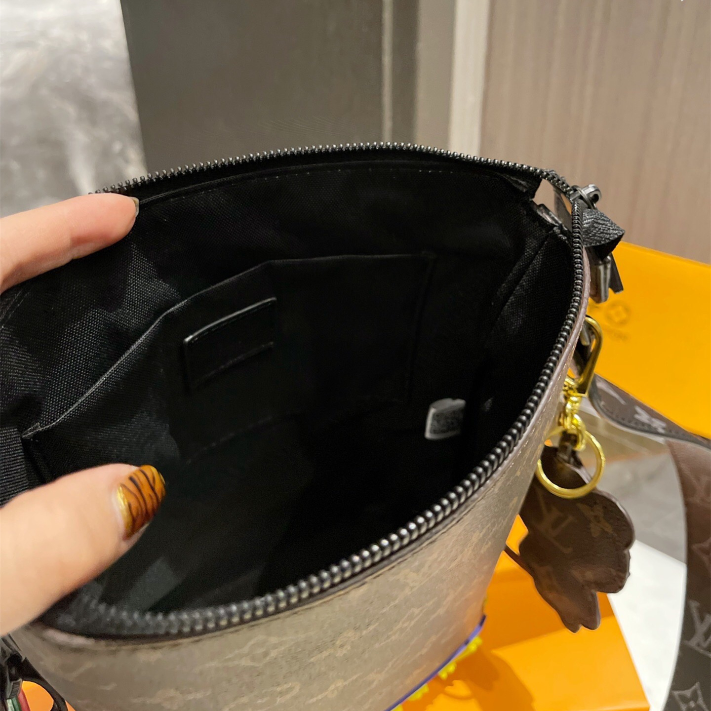 Rubber “ zoom with friends”