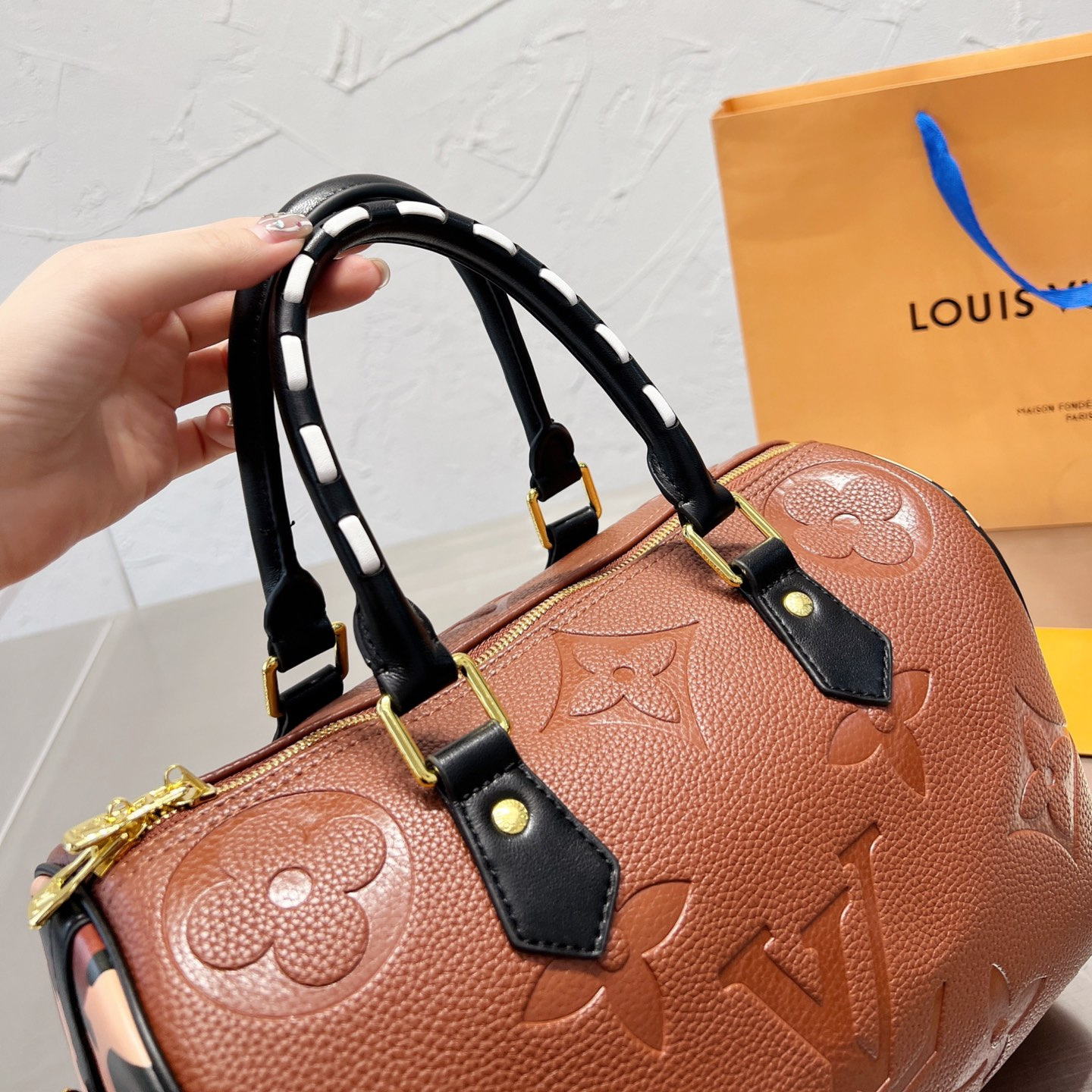 Bag  black brown  size:30*21cm