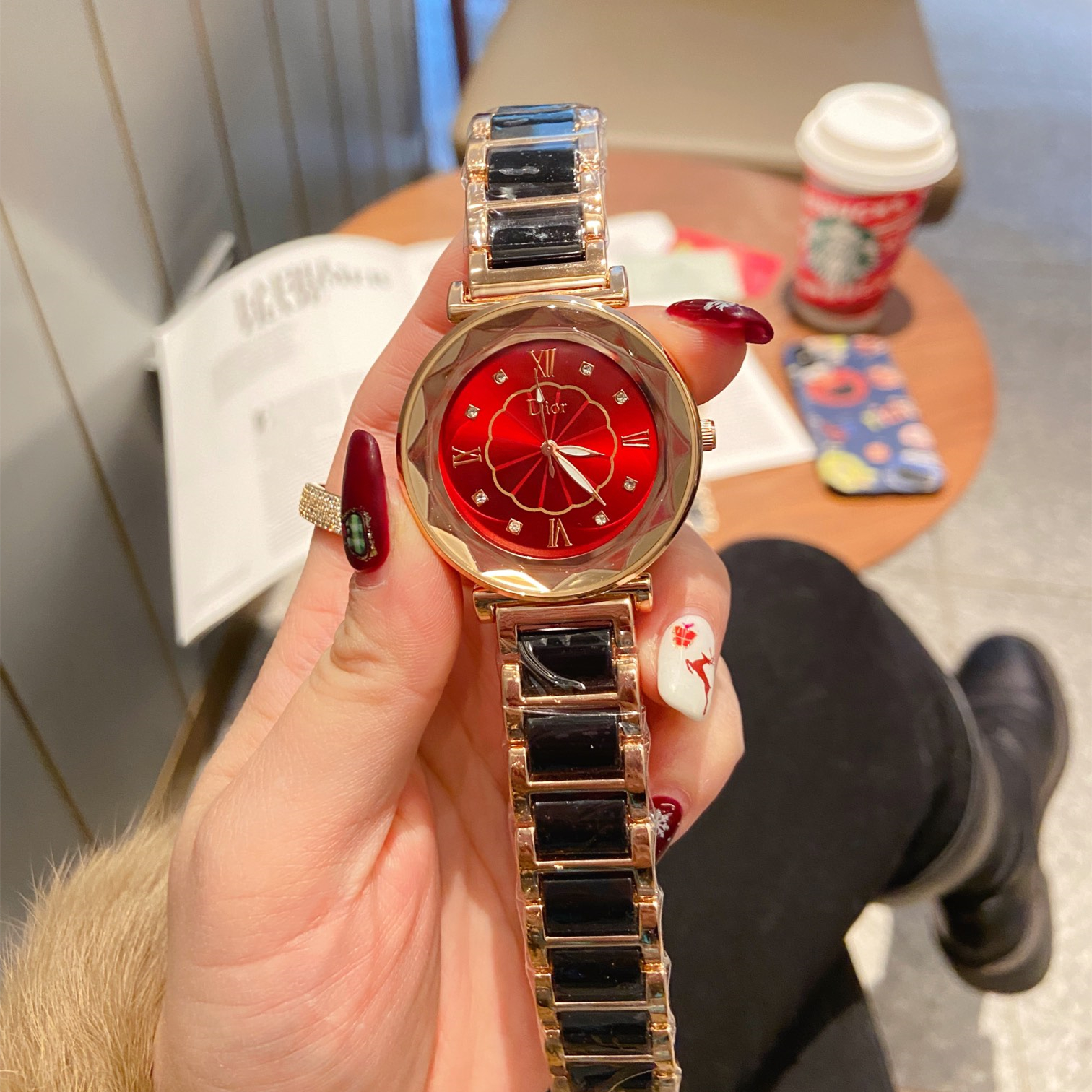 Watch 4 Colors Size:36mm