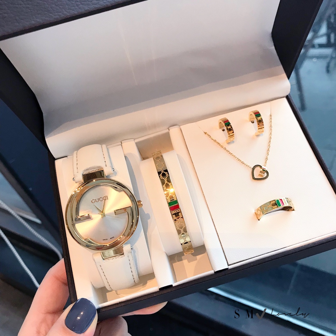 Classic Double G Women's 5-Piece Set Preferred Gift